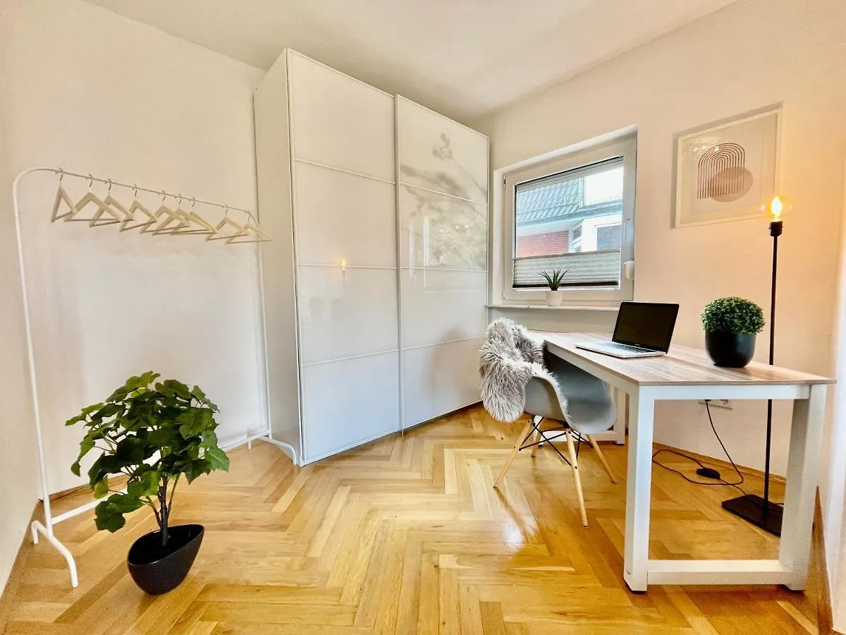 Apartment Design Maisonette I Kamin I 10 Personen I Netflix Bremen Germany